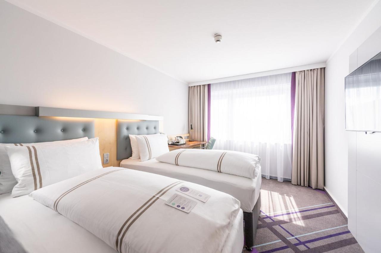 Premier Inn Stuttgart Airport Leinfelden-Echterdingen Exterior foto