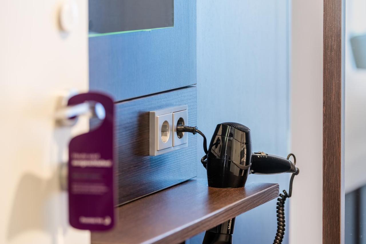 Premier Inn Stuttgart Airport Leinfelden-Echterdingen Exterior foto