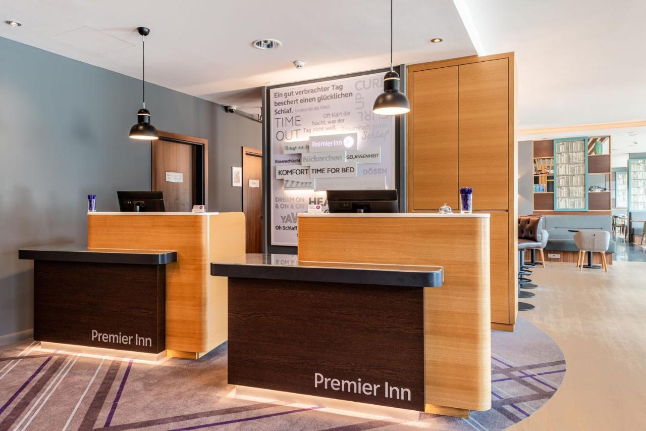 Premier Inn Stuttgart Airport Leinfelden-Echterdingen Exterior foto